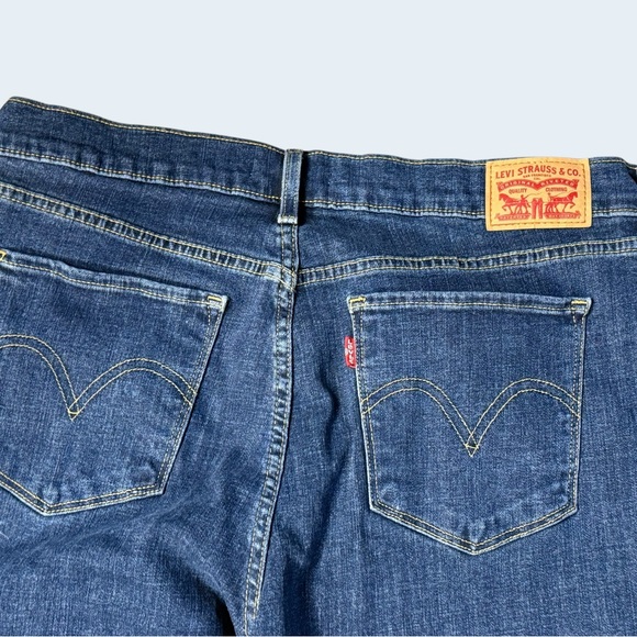 Levi’s Classic Straight Jeans Women’s Size 16 Dark Wash EUC Authentic - Picture 5 of 8